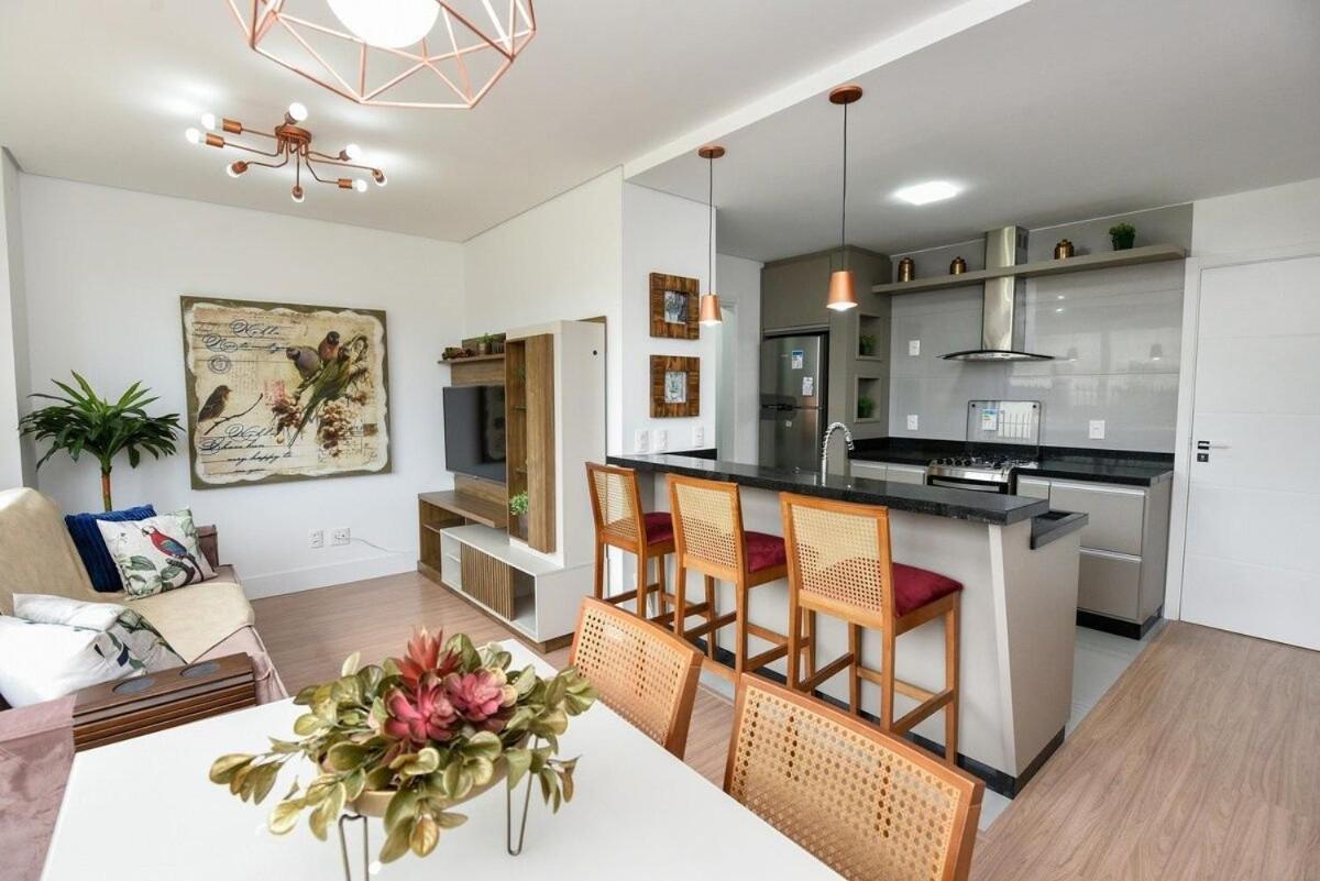 Rosa Edificio Vivere 카넬라 외부 사진