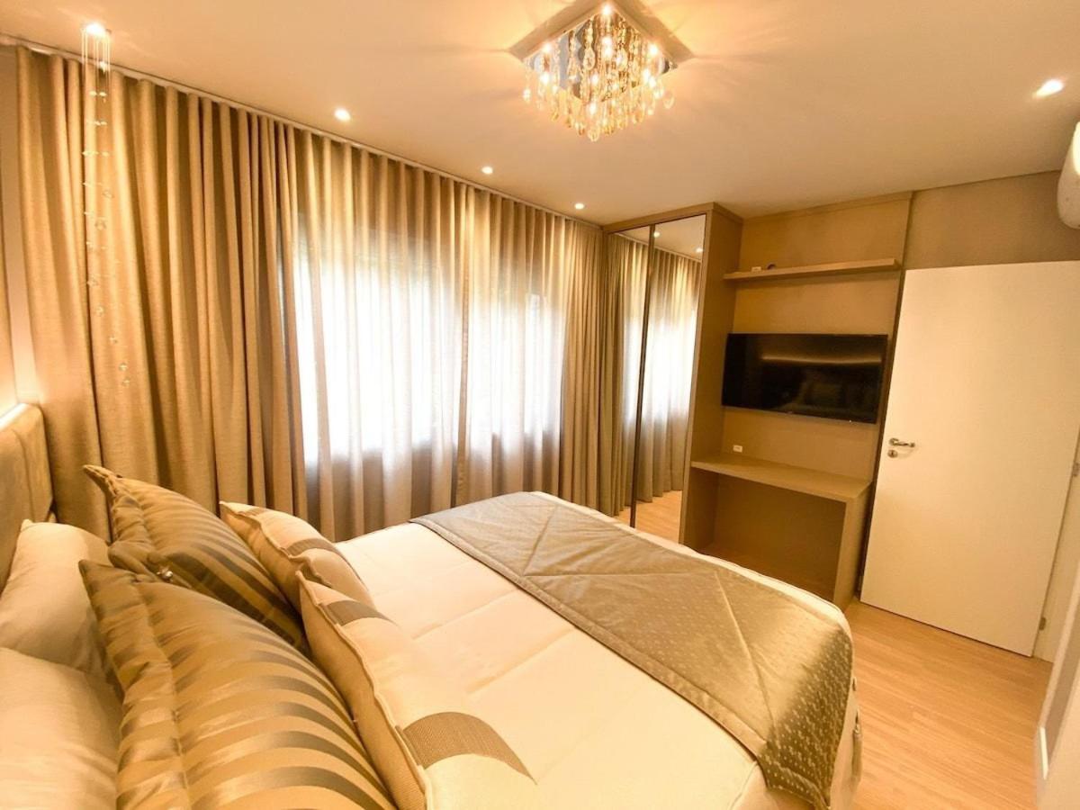 Rosa Edificio Vivere 카넬라 외부 사진