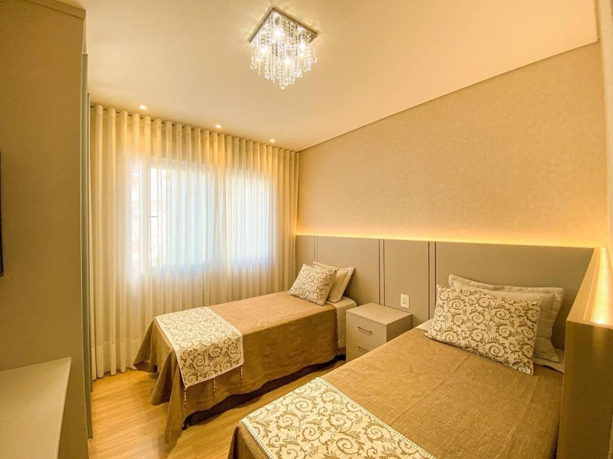 Rosa Edificio Vivere 카넬라 외부 사진
